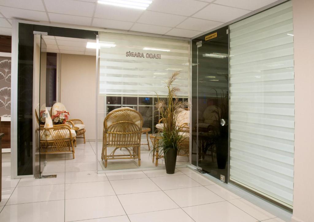 Egemen Hotel Mersin (Mediterranean) Exterior foto